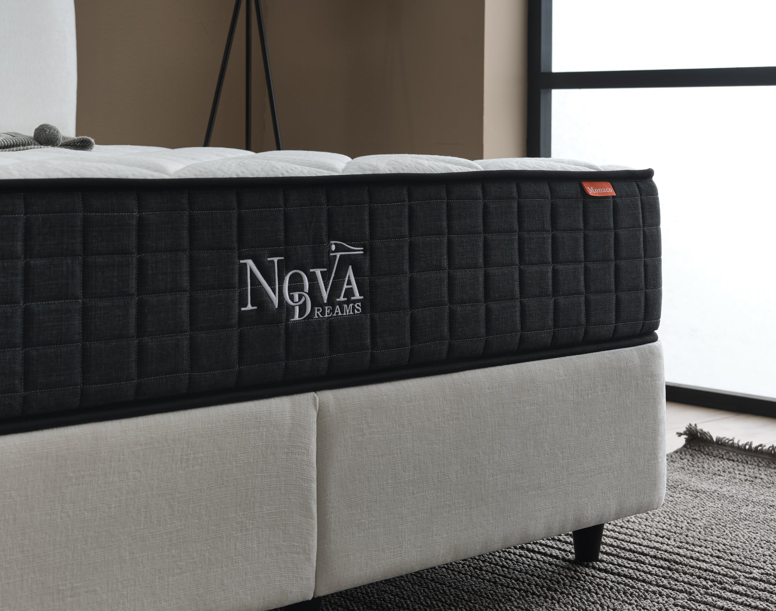 NOVA MONACO